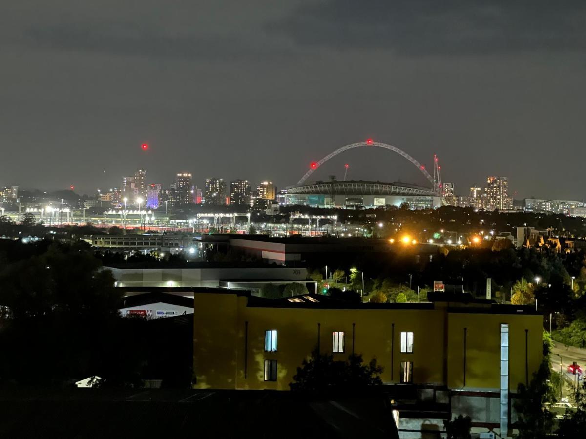 Mj - Entire Serviced For 6 Guests - Next To Tube Station Skyline View - Hotel Londra